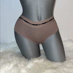 Victoria’s Secret Pink Logo Hipster Underwear Panty. NWT